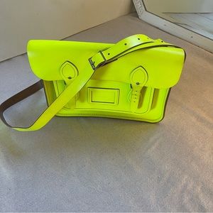 The Cambridge Satchel Company Women’s Leather Crossbody Bag Neon Yellow